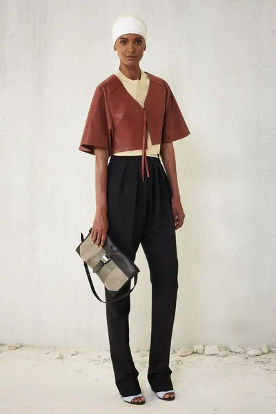 Look 19